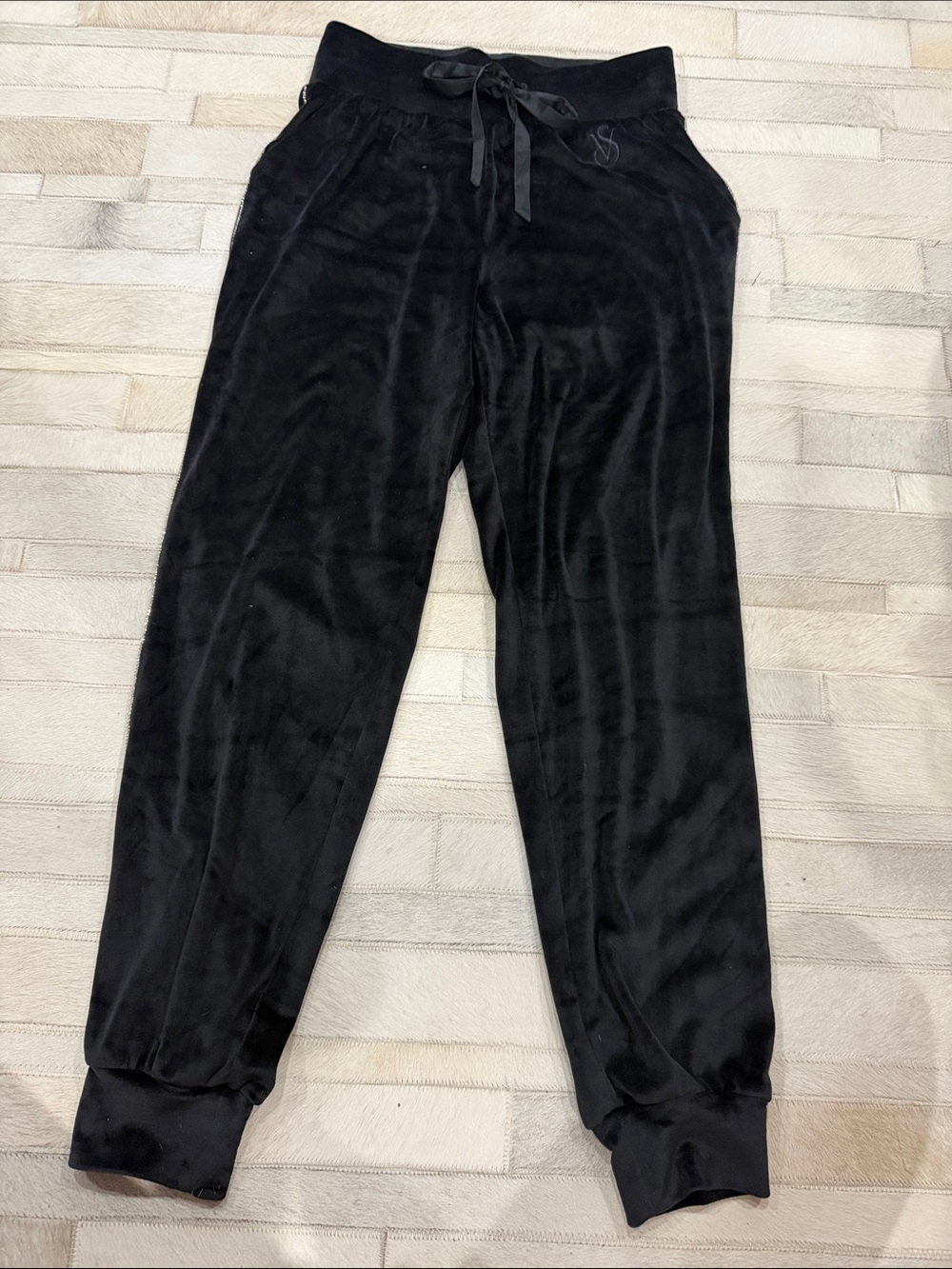 Victoria's Secret Black Velour women’s Jogger Sweatpants -
